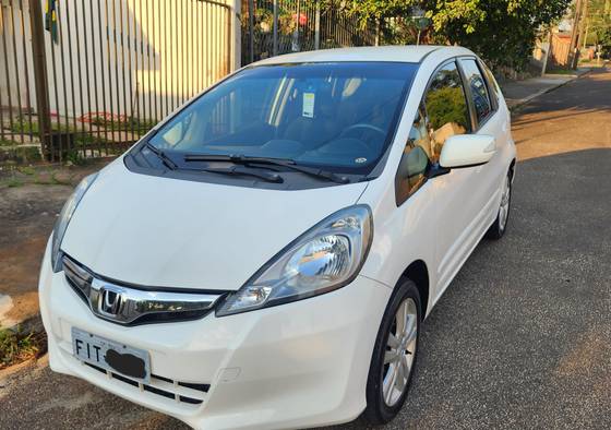 HONDA FIT 1.5 EX 16V FLEX 4P AUTOMÁTICO HONDA FIT 1.5 EX 16V FLEX 4P AUTOMÁTICO